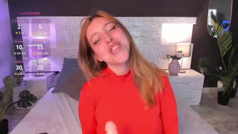 Snapshot of angeliique_ chatting on 10-13-25, 08:53 Angelique online show from 10-13-25, 08:53