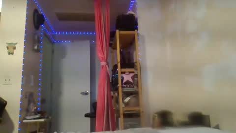Angelikka Freakd out Pikkels online show from 07-30-26, 07:29