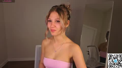 Angelina online show from 06-11-26, 12:54