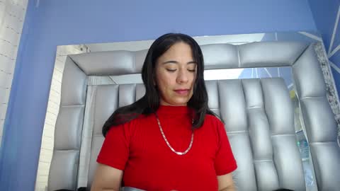 Snapshot of angelina_ny chatting on 12-23-24, 07:52 ANGELINA online show from 12-23-24, 07:52