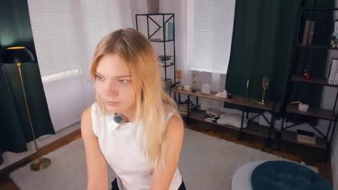 Alice WOW online show from 04-16-26, 08:48