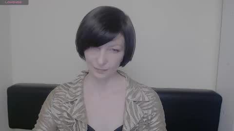 Snapshot of angelinalov_ chatting on 02-18-25, 12:17 Angelina online show from 02-18-25, 12:17
