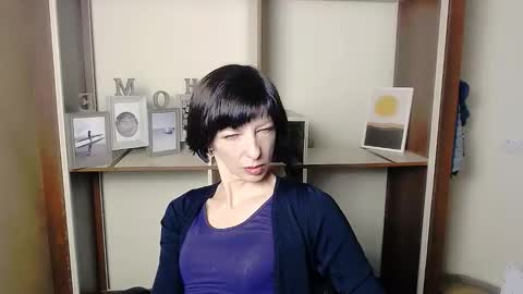 Snapshot of angelinalov_ chatting on 09-27-25, 06:51 Angelina online show from 09-27-25, 06:51