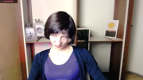 Snapshot of angelinalov_ chatting on 10-09-25, 06:22 Angelina online show from 10-09-25, 06:22