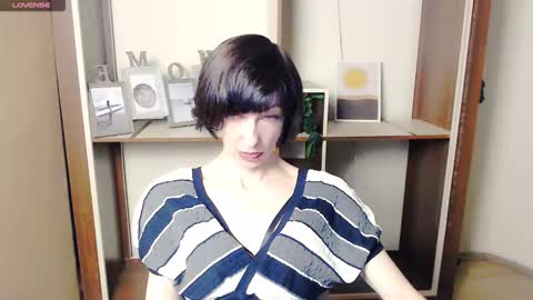 Snapshot of angelinalov_ chatting on 10-16-25, 06:36 Angelina online show from 10-16-25, 06:36