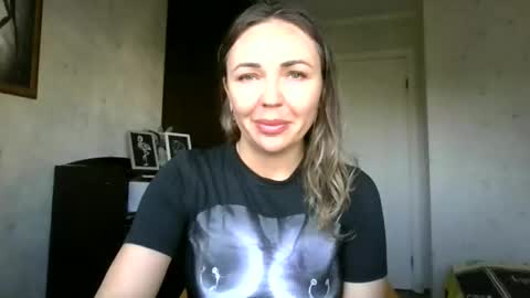 angelinalove28 online show from 09-22-25, 07:10