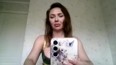 Snapshot of angelinalove28 chatting on 04-26-26, 07:39 angelinalove28 online show from 04-26-26, 07:39