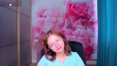 AngelinaLow online show from 10-23-25, 11:31