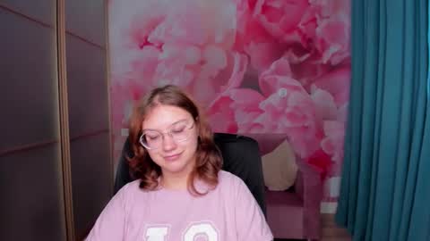 AngelinaLow online show from 11-04-25, 12:26