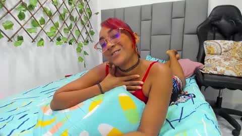 Snapshot of angelinamurphy chatting on 02-28-25, 03:48 AngelinaMurphy online show from 02-28-25, 03:48