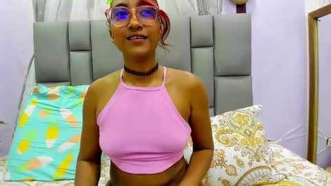 Snapshot of angelinamurphy chatting on 09-29-25, 06:02 AngelinaMurphy online show from 09-29-25, 06:02