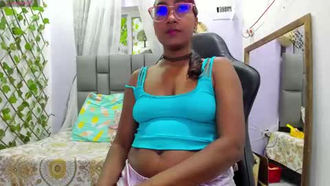 Snapshot of angelinamurphy chatting on 10-02-25, 02:51 AngelinaMurphy online show from 10-02-25, 02:51