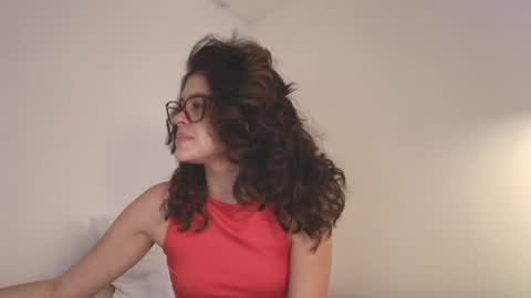   online show from 05-11-26, 07:44