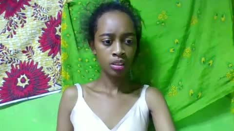 angeline221173 online show from 05-04-26, 04:58