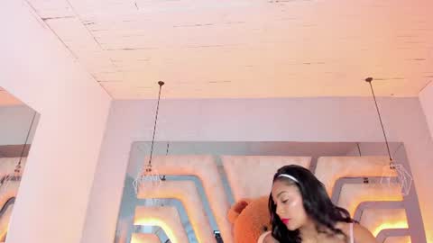 Angeline Heet online show from 07-18-26, 03:44