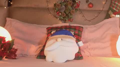 angelinepossy online show from 12-15-25, 08:57