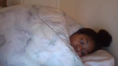 angeliquebelcaliz online show from 02-16-25, 08:10