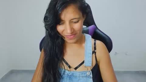 angela online show from 07-14-26, 12:13