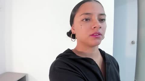 Snapshot of angelitafrodita chatting on 12-18-25, 11:05 A F R O D I T A online show from 12-18-25, 11:05