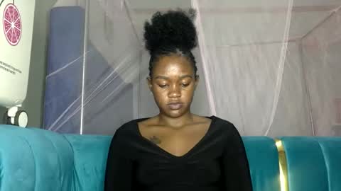 Snapshot of angelkyla chatting on 11-18-25, 04:50 angelkyla online show from 11-18-25, 04:50