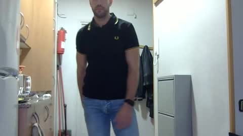 Snapshot of angell102890 chatting on 10-01-25, 12:33 angell102890 online show from 10-01-25, 12:33