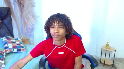 Angel online show from 12-22-25, 08:17