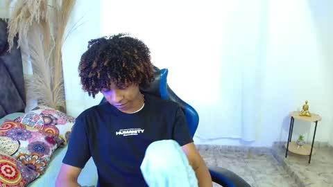 Angel online show from 05-28-26, 09:12