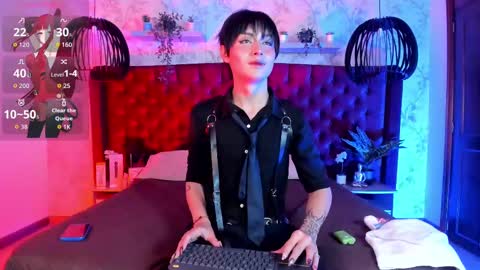 Snapshot of angell__dustt chatting on 09-10-25, 04:45 Angell Dust online show from 09-10-25, 04:45