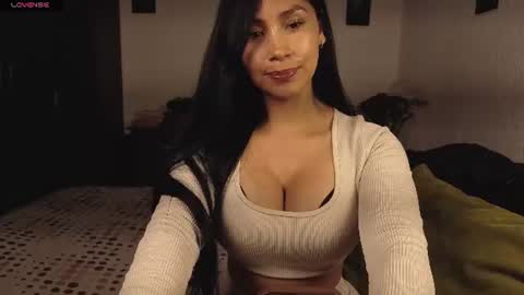 ANGELA ISABELLA  online show from 06-12-26, 10:08