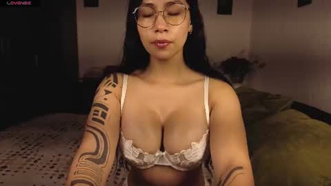  ANGELA ISABELLA  online show from 06-20-26, 12:30