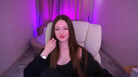 Snapshot of angellblush chatting on 09-25-25, 02:10 AngelBlush online show from 09-25-25, 02:10