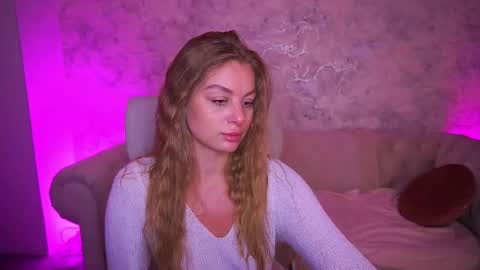 Snapshot of angelleyess chatting on 09-16-25, 11:39 angelleyess online show from 09-16-25, 11:39