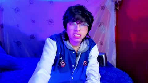 Snapshot of angellonfire chatting on 12-30-24, 03:58 Angel  online show from 12-30-24, 03:58