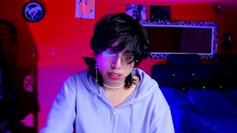 Snapshot of angellonfire chatting on 01-23-25, 03:05 Angel  online show from 01-23-25, 03:05