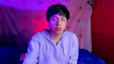 Snapshot of angellonfire chatting on 02-10-25, 03:46 Angel  online show from 02-10-25, 03:46