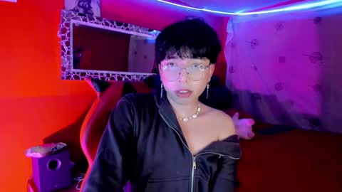 Snapshot of angellonfire chatting on 10-09-25, 05:27 Angel  online show from 10-09-25, 05:27