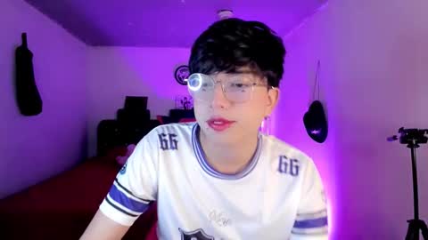 Snapshot of angellonfire chatting on 01-18-26, 04:05 Angel online show from 01-18-26, 04:05