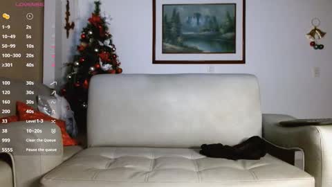 Snapshot of angelm888 chatting on 12-04-25, 04:55 Angelm888- online show from 12-04-25, 04:55