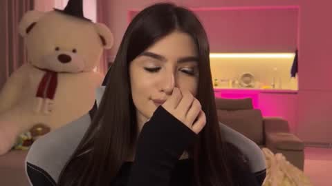 angelmi171 online show from 12-04-25, 10:46