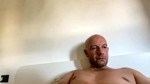 Snapshot of angelo51234 chatting on 07-10-26, 03:14 angelo51234 online show from 07-10-26, 03:14