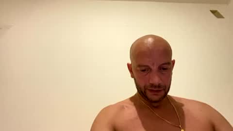 Snapshot of angelo51234 chatting on 07-13-26, 09:50 angelo51234 online show from 07-13-26, 09:50