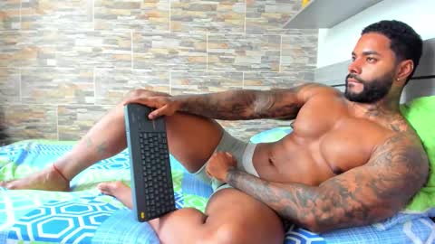 angelo_evans33 online show from 10-23-25, 04:39