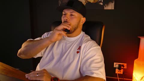 BlackWolf online show from 09-29-25, 06:40