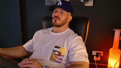 BlackWolf online show from 04-01-26, 11:00