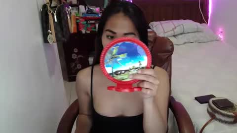 Snapshot of angelofcumx chatting on 12-17-24, 09:28 sabina online show from 12-17-24, 09:28