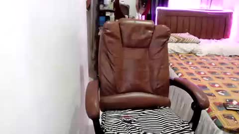 Snapshot of angelofcumx chatting on 10-06-25, 02:31 sabina online show from 10-06-25, 02:31