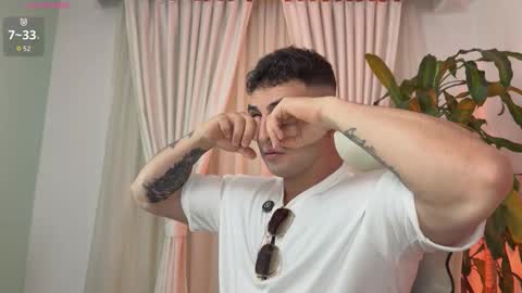 Angelo Ferro online show from 12-15-25, 01:54