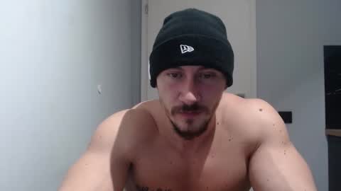  ------- SEX SHOW WITH GUYS AND GIRLS  MUSCLE SHOW online show from 01-20-25, 07:25