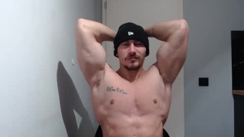  ------- SEX SHOW WITH GUYS AND GIRLS  MUSCLE SHOW online show from 02-12-25, 07:02