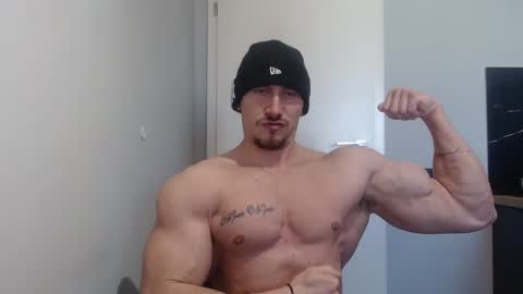  ------- SEX SHOW WITH GUYS AND GIRLS  MUSCLE SHOW online show from 02-22-25, 11:57